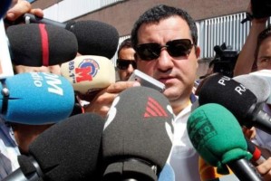 kaiyun-拉伊奥拉：不卖哈兰德算多特有种 球星都像神经病