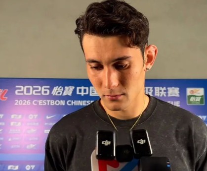 拜合拉木：怕犯规所以进球后先看边裁，和球队磨合越来越好