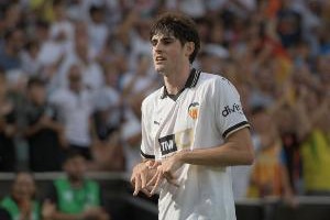 瓦伦中场：这场胜利是最好的结果，我们很久没在伯纳乌赢过了