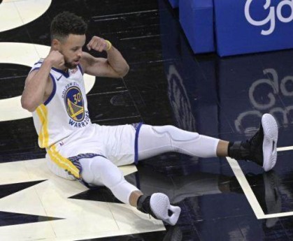 开云在线-科尔：库里非常成熟 他知道理想与现实的不同