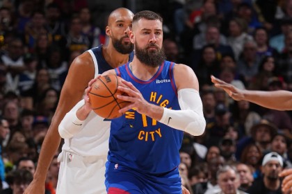 开云官网-心态已经完全变了，掘金替补中锋甚至给人一种在场上摆烂的感觉？