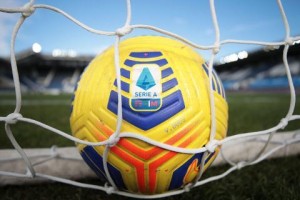 开云入口-【意甲冬窗】豪门甩包袱强队甩队长 鱼腩反祭大手笔