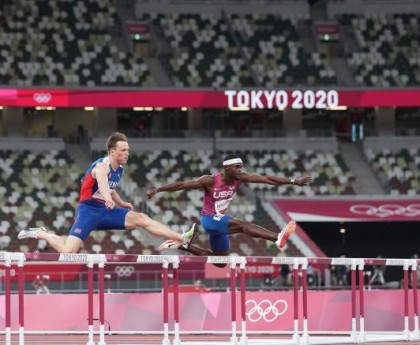 开云在线-美媒：梅奔车队研发奥运冠军钉鞋 黑科技不可忽视