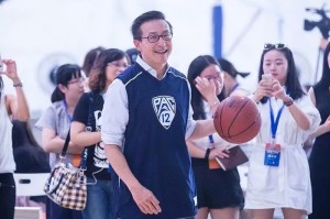 开云入口-当年蔡崇信33亿买下篮网队，如今出售值多少钱？网友：血赚|布鲁克林篮网队|nba|球队|估值|市值_新浪体育_新浪新闻