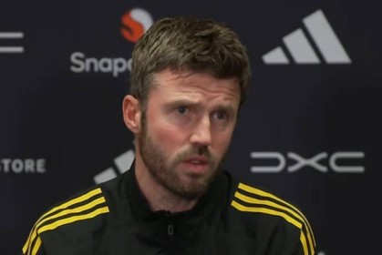 开云入口-卡里克谈“挤地铁”：感觉过火了，之前还说禁区内不能碰别人